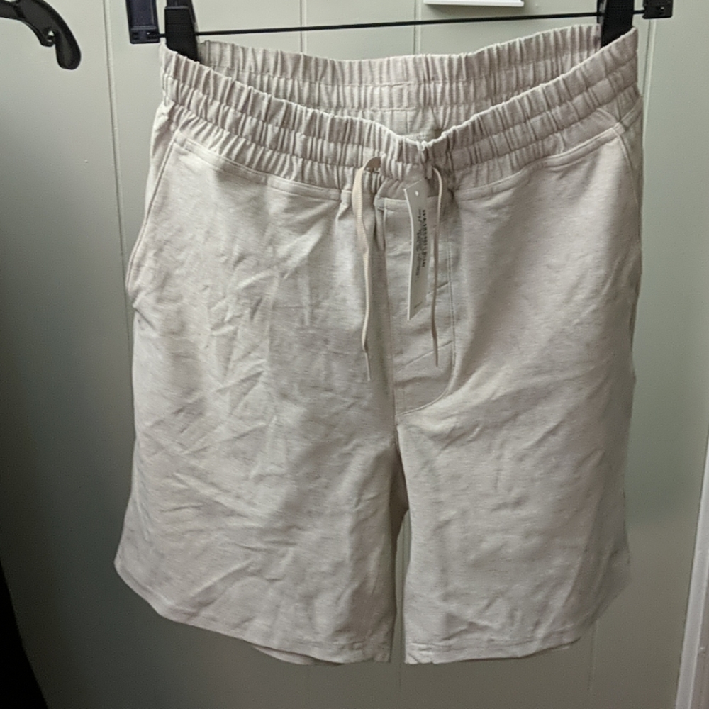 Outdoor Voices Sunday shorts
